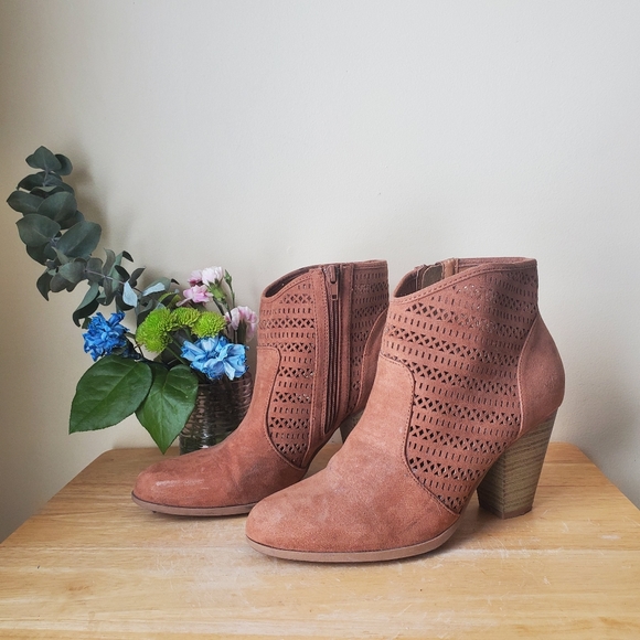 Qupid Boots - Picture 9 of 14